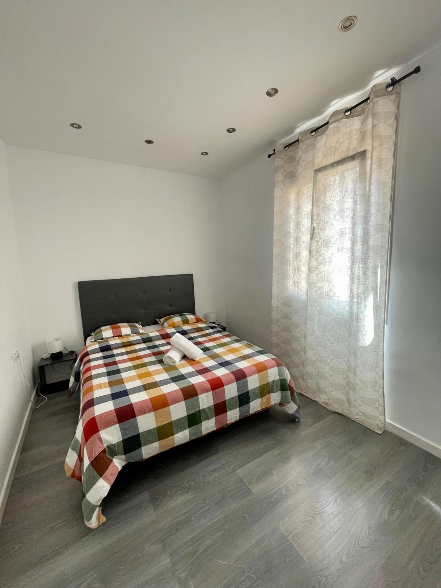 Guesthouse Барселона Екстер'єр фото
